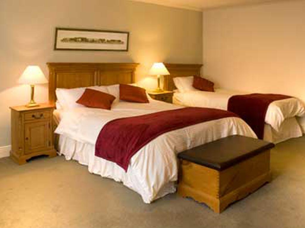 Croagh Ballycannon Lodge חדר תמונה